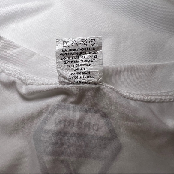 EUC XL DrSkin White Short Sleeve Athletic T Shirt Dr. Skin Short Sleeve 012 - Picture 9 of 9